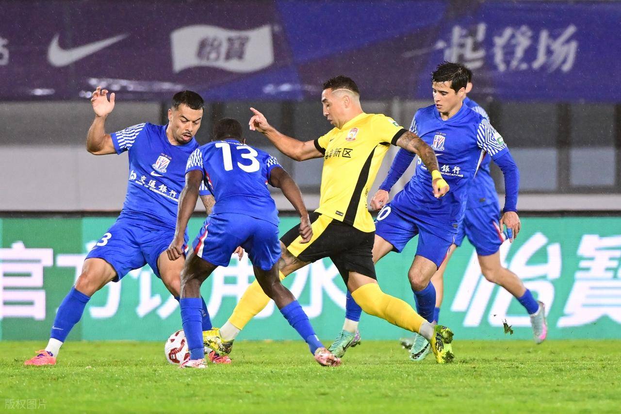 双赢平台网站关于西汉姆迎亚冠关键赛；赛前遗憾出局；悬念犹存；纪律约束更严格的信息