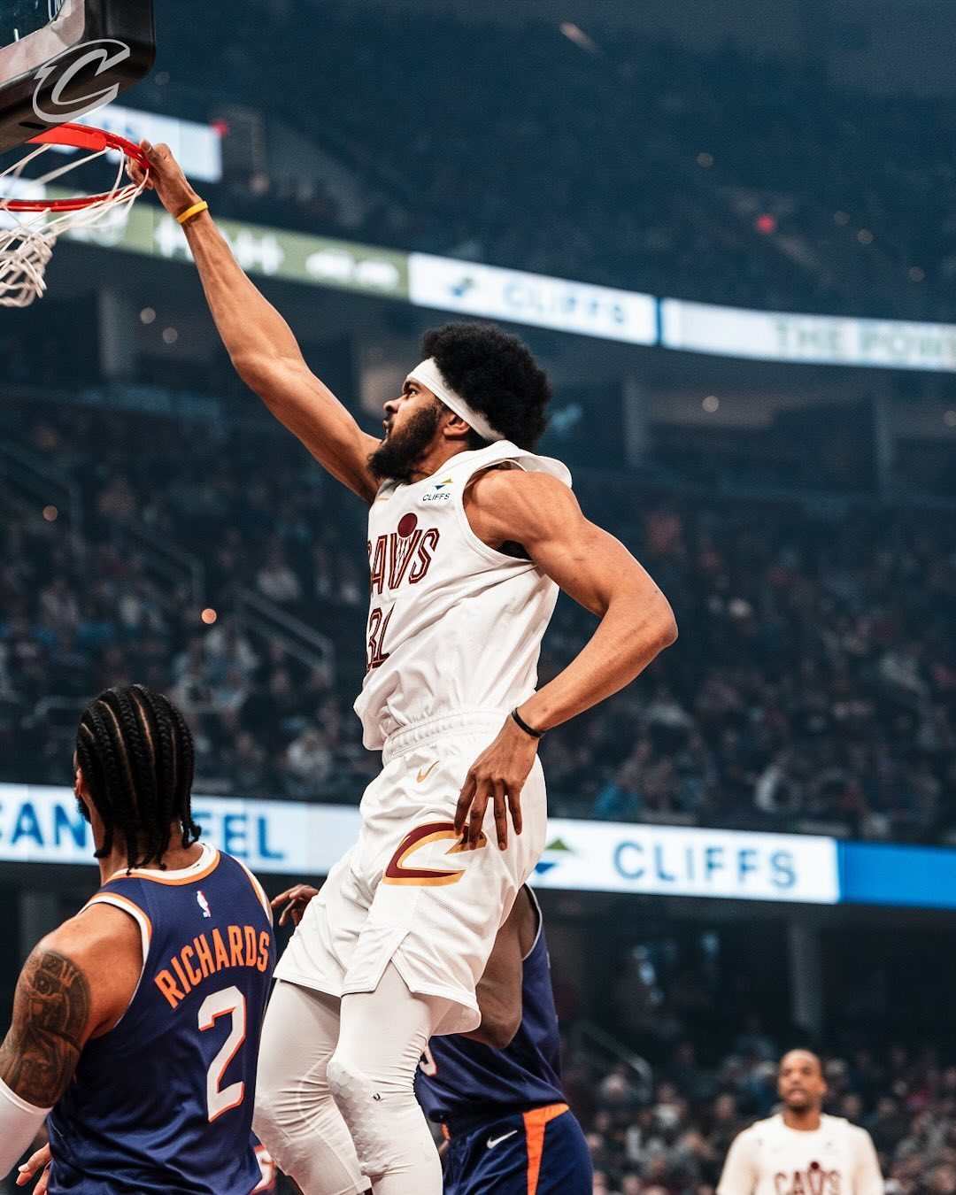 双赢平台注册入口关于克里夫兰骑士训练开放日，转会期强势反弹引欢呼，NBA总决赛在即，轮换策略成焦点的信息